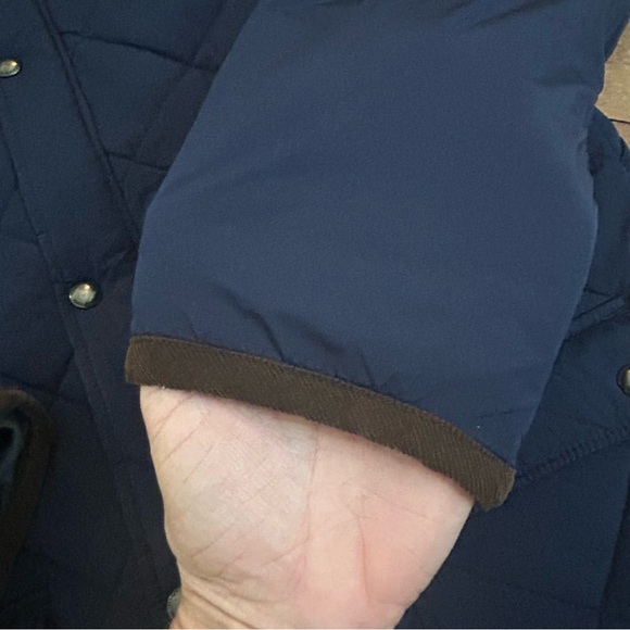 Vineyard Vines Quilted Barn Jacket Navy - Picture 8 of 12